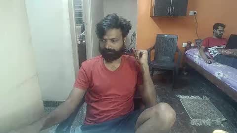 Snapshot of leosbroad chatting on January 10, 12:58 pm Leo online show from January 10, 12:58 pm