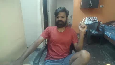 Snapshot of leosbroad chatting on January 25, 1:19 pm Leo online show from January 25, 1:19 pm