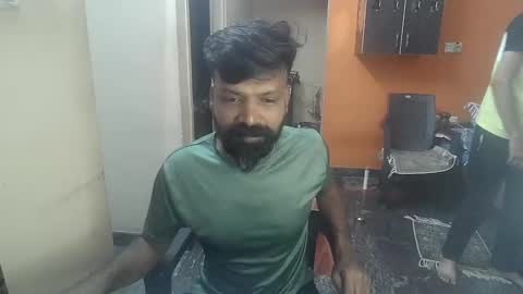 Snapshot of leosbroad chatting on February 8, 2:27 pm Leo online show from February 8, 2:27 pm