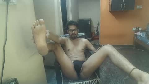 Snapshot of leosbroad chatting on February 15, 3:06 pm Leo online show from February 15, 3:06 pm