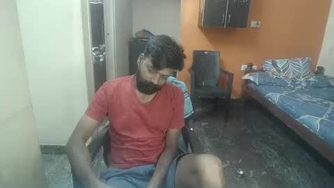 Snapshot of leosbroad chatting on February 23, 12:48 pm Leo online show from February 23, 12:48 pm