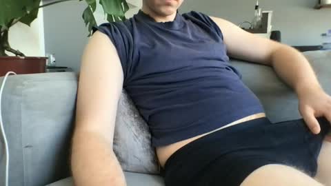 Snapshot of leoslonger chatting on April 16, 11:44 am Leo online show from April 16, 11:44 am