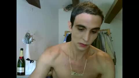 Snapshot of lepetitmarcel chatting on October 19, 11:44 am Marcel online show from October 19, 11:44 am