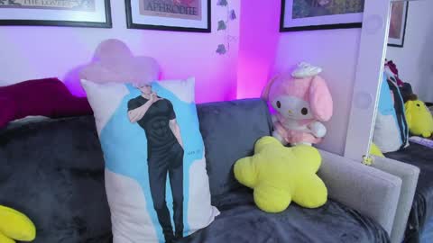 Kat online show from March 30, 1:28 am