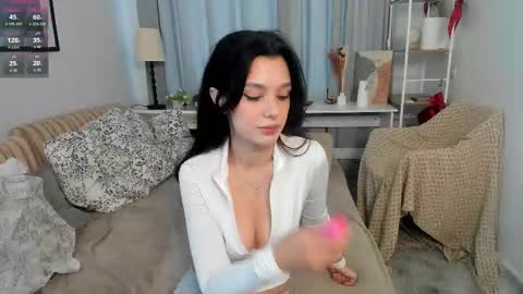 Bella online show from November 8, 9:20 am