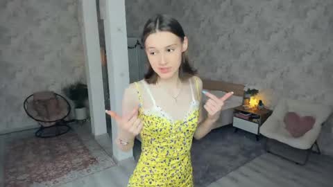 Snapshot of lesigrace chatting on May 10, 8:30 am Sanem online show from May 10, 8:30 am