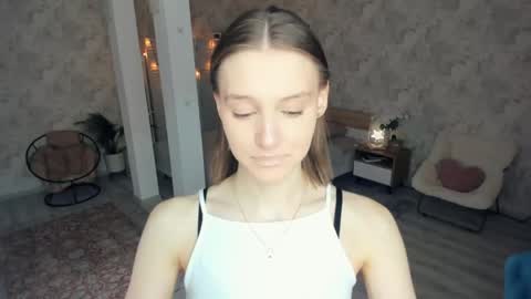 Snapshot of lesigrace chatting on May 28, 8:33 am Sanem online show from May 28, 8:33 am