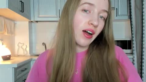 Snapshot of leslie_my_lovee chatting on October 15, 9:26 pm LESLIE online show from October 15, 9:26 pm