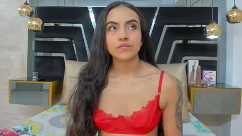 LeslieBush online show from October 25, 8:25 pm