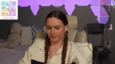 LeslieKorfs online show from January 15, 10:57 pm