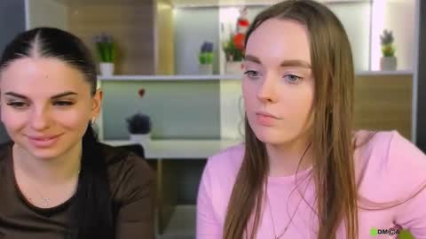 Snapshot of lesly_chilli chatting on February 23, 6:49 pm lesly_chilli online show from February 23, 6:49 pm