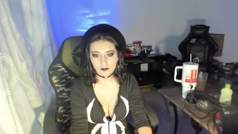 lestatdlion online show from September 10, 10:48 am