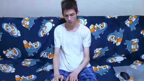 lester_broo online show from June 13, 2:04 pm
