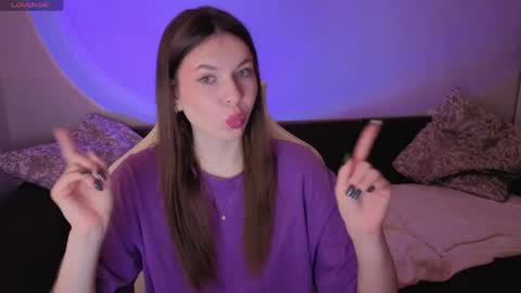 Fiona online show from April 3, 8:40 pm