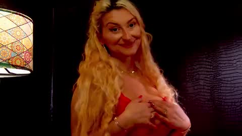 leticiareys online show from November 22, 6:51 pm