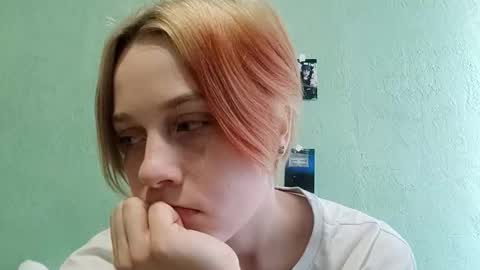 letitiaboteler online show from November 26, 11:00 am