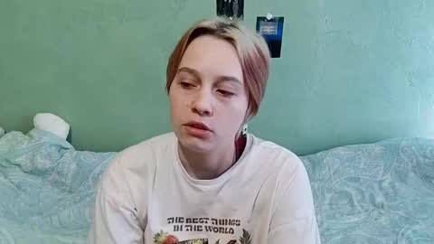 letitiaboteler online show from November 29, 11:02 am