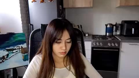 Emily online show from June 17, 10:06 am