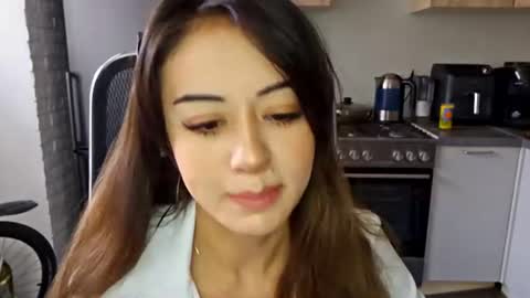 Snapshot of letitiamagett chatting on June 28, 11:05 am Emily online show from June 28, 11:05 am