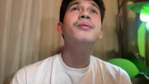 Snapshot of letmebeyourgreat1 chatting on March 2, 10:44 am Joshy online show from March 2, 10:44 am