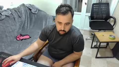 letmerideyourass online show from May 18, 1:13 am