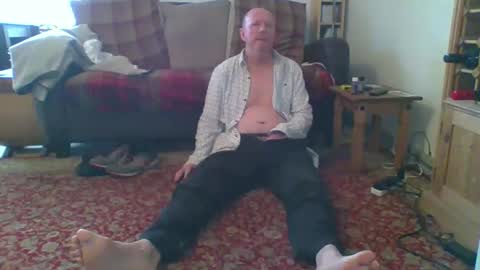 Snapshot of letmestrip chatting on January 12, 3:36 pm paul online show from January 12, 3:36 pm