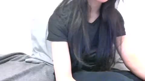 lets_play143 online show from February 17, 5:48 am