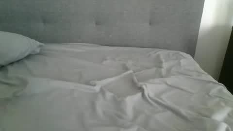lets_play143 online show from May 27, 12:51 am