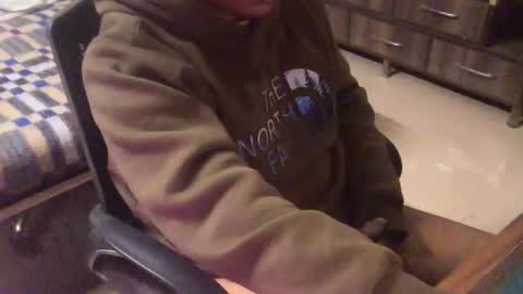 letschat22a online show from January 13, 2:28 am