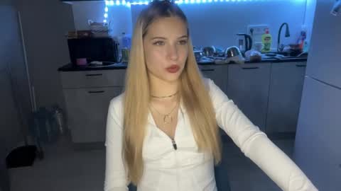 Kate online show from May 20, 5:19 pm