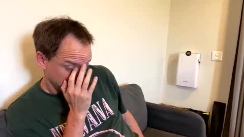 lilithgaze online show from December 3, 4:20 am