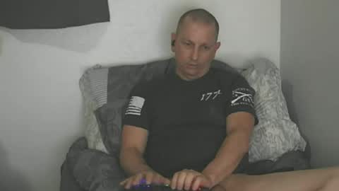 Snapshot of letzbenawtty2026 chatting on June 22, 8:33 am arizona222222 online show from June 22, 8:33 am