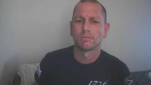 Snapshot of letzbenawtty2026 chatting on July 23, 5:49 am arizona222222 online show from July 23, 5:49 am