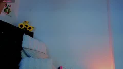 Levi  online show from April 13, 2:11 pm