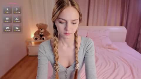 Snapshot of leviavillat chatting on March 25, 1:06 pm Rita online show from March 25, 1:06 pm