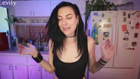 Levity online show from October 3, 1:13 am