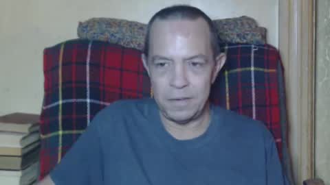 levon48 online show from December 3, 1:08 am