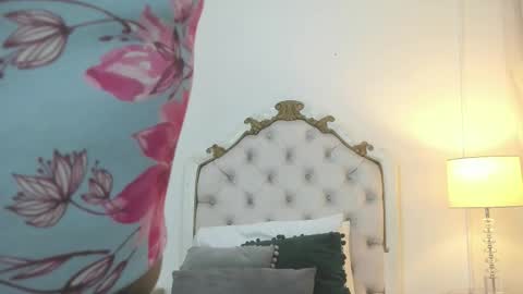 Snapshot of lexa_25_ chatting on November 24, 11:54 am online show from November 24, 11:54 am