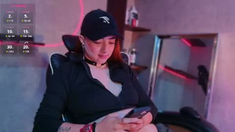 Snapshot of lexavega_ chatting on June 25, 4:44 pm lexavega_ online show from June 25, 4:44 pm