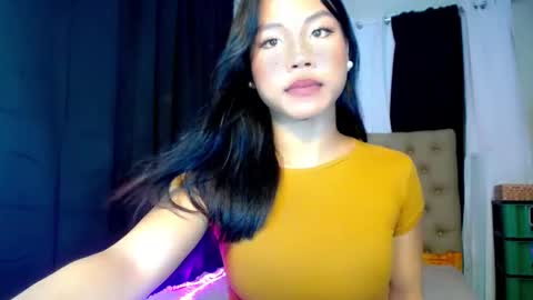 Snapshot of lexi_foru chatting on November 26, 9:43 am lexi_foru online show from November 26, 9:43 am