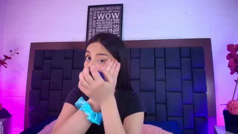 Snapshot of lexi_howard_ chatting on September 21, 1:35 pm Lexi Howard online show from September 21, 1:35 pm