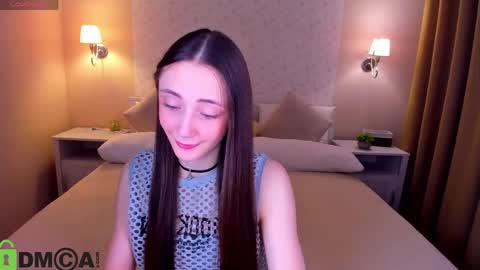 Snapshot of lexi_split chatting on May 19, 1:44 am Lexi GTM2 MonWedThurSatSun 1000am-400pm online show from May 19, 1:44 am