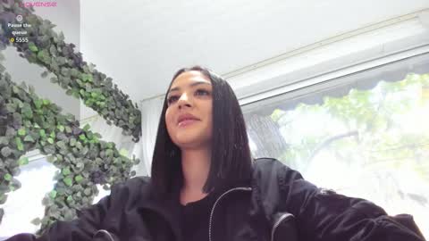 lexi_storm online show from November 2, 7:00 am