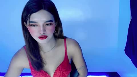 Snapshot of lexia_naj chatting on February 11, 5:51 pm Lexia online show from February 11, 5:51 pm