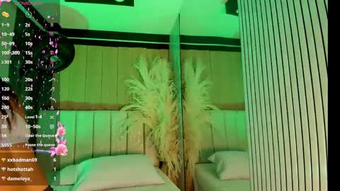 Lexi Adams  online show from April 18, 7:07 pm
