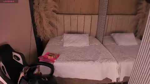 Lexi Adams  online show from July 16, 12:33 pm
