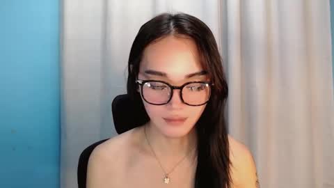 lexibabe_ online show from March 24, 5:51 pm