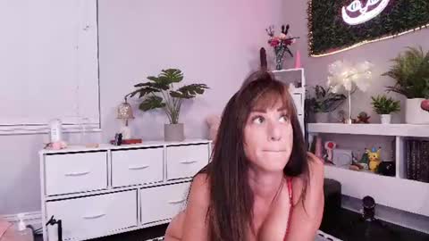Snapshot of lexibby69 chatting on July 3, 8:43 am Lexi Smith online show from July 3, 8:43 am