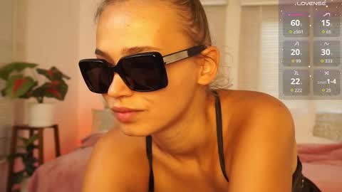 Snapshot of lexicoy_ chatting on September 11, 9:42 am Lexi  online show from September 11, 9:42 am