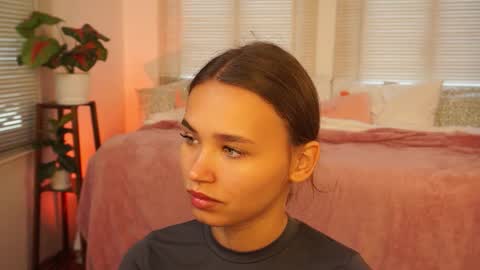 Snapshot of lexicoy_ chatting on September 25, 5:00 am Lexi  online show from September 25, 5:00 am
